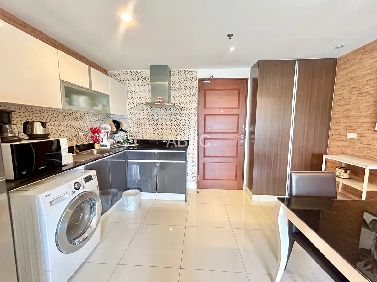 Condo kitchen