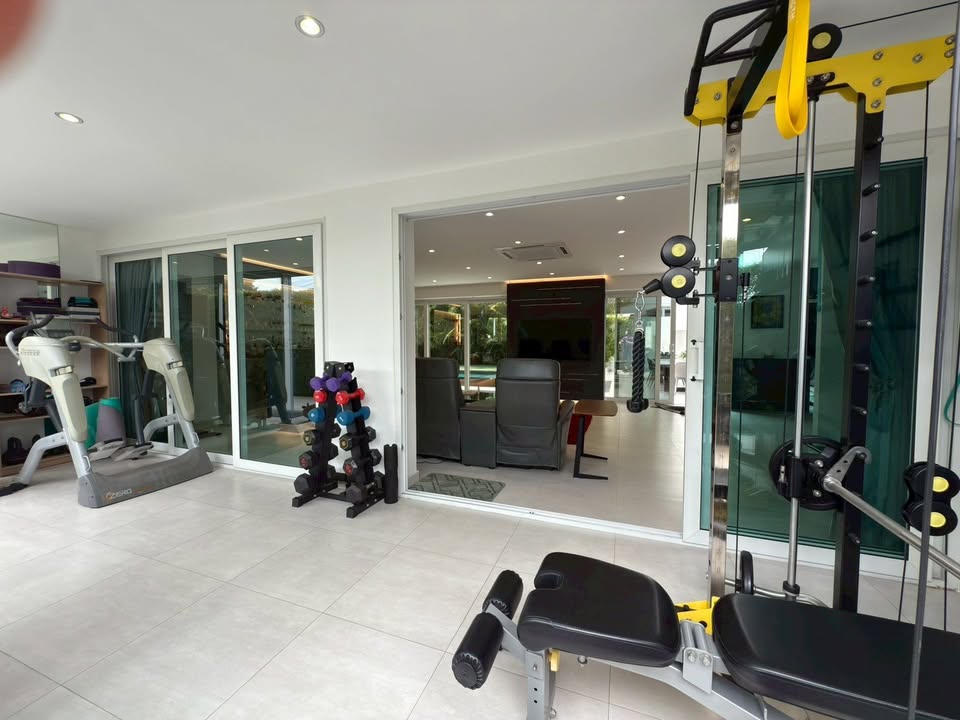 Private gym